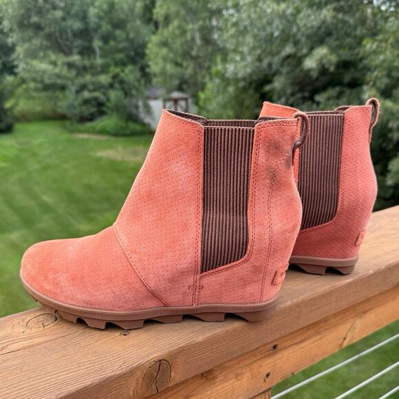 Sorel size 9 Joan of Arctic Wedge II Chelsea Suede Bootie - Teak Brown Orange - Picture 4 of 15